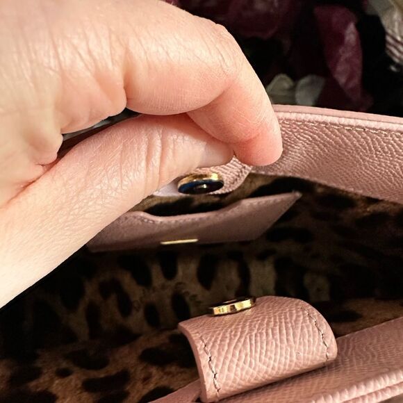 Dolce & Gabanna Pink Crossbody Miss Sicily Bag with Handle 100% Authentic - Picture 7 of 7